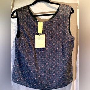 Tommy Bahama size L  100% silk shell